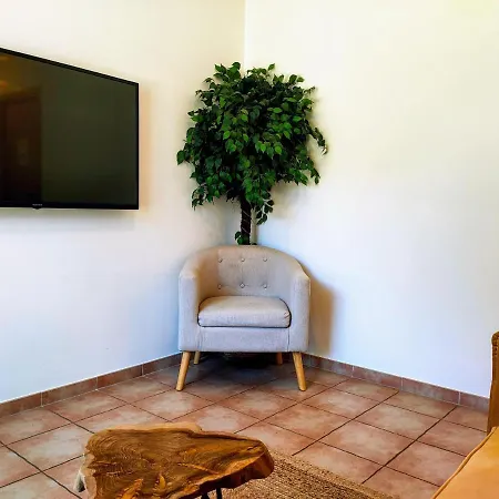 Maison San Giovanni 住宿加早餐酒店 科尔特